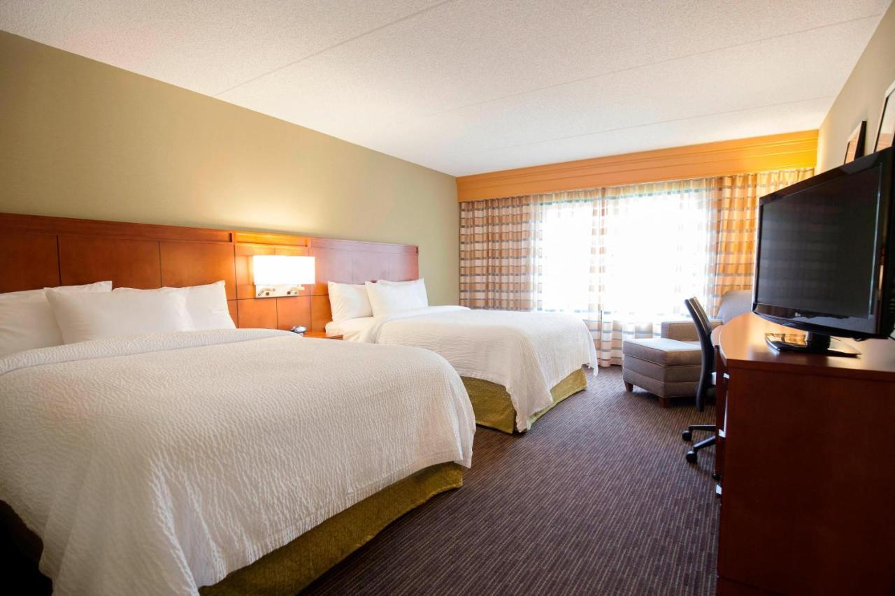 Courtyard By Marriott Ithaca Airport/University Exterior photo