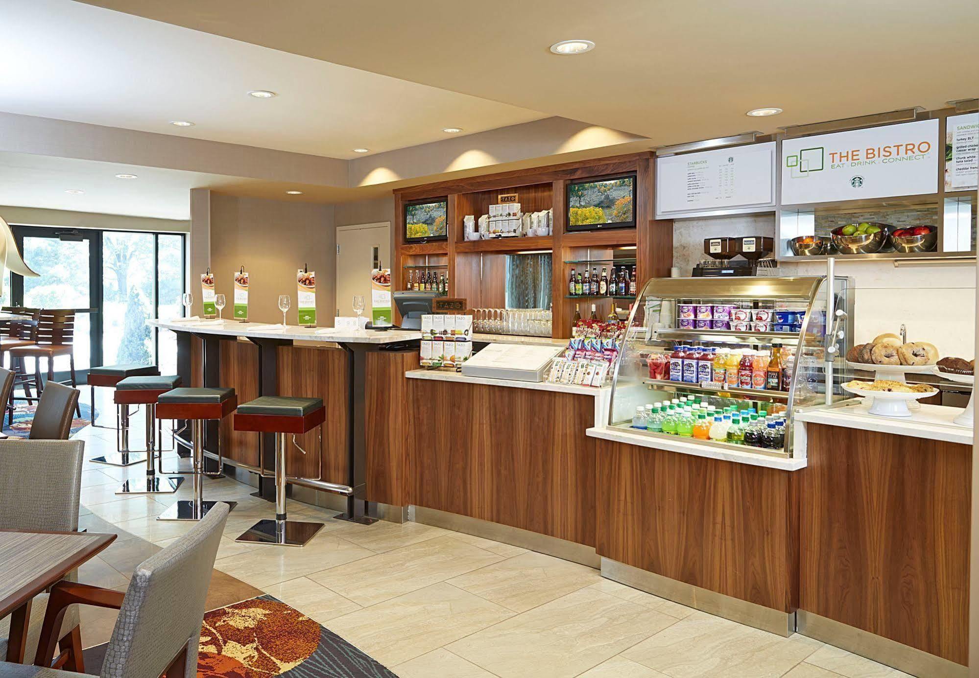 Courtyard By Marriott Ithaca Airport/University Exterior photo